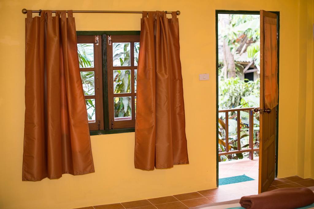 Janrassamee Guest house
