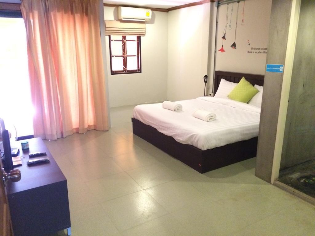 K2 Backpacker Khao Lak