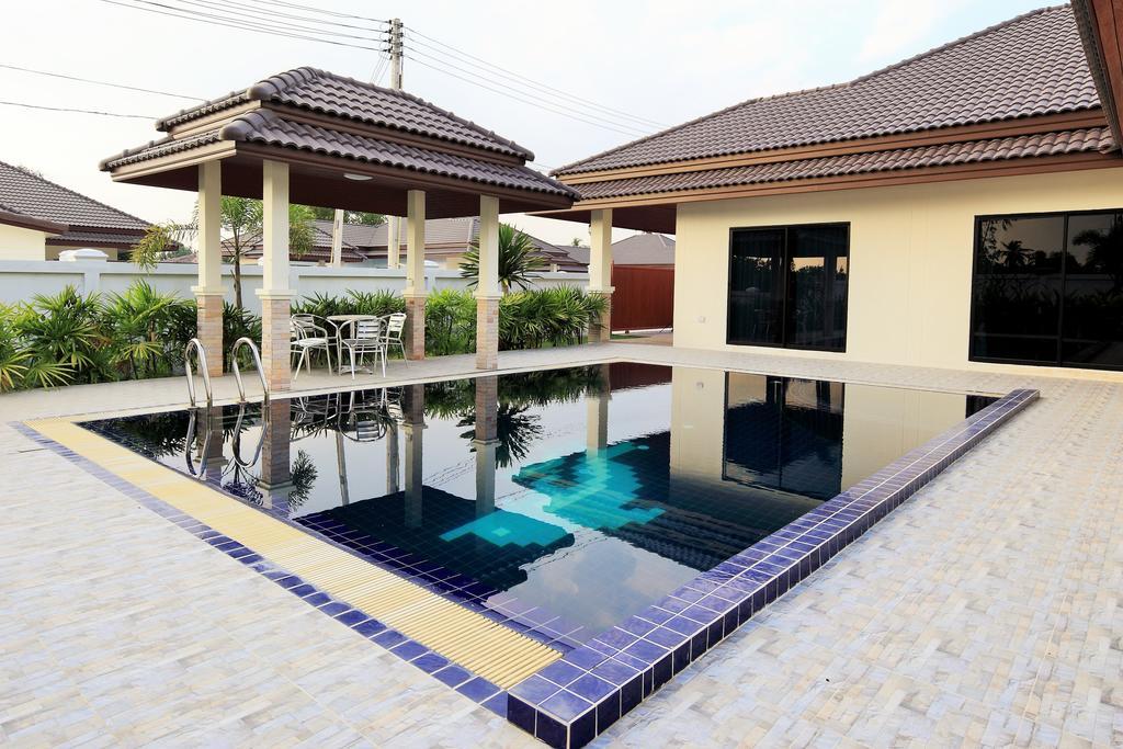 Unique Paradise Resort Bang Lamung
