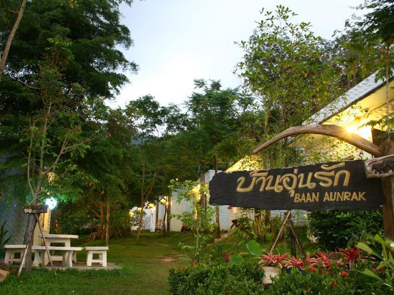 Resort Baan Aunrak 2*