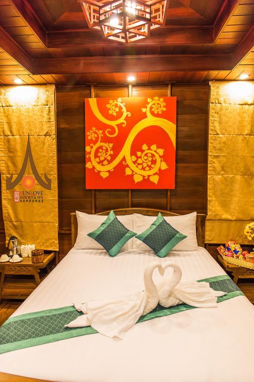 Sunlove Resort And Spa - Grand View 4* Nakhon Pathom