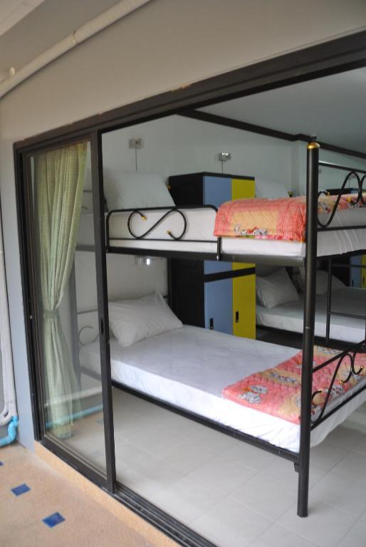Aonang Backpacker Hostel *