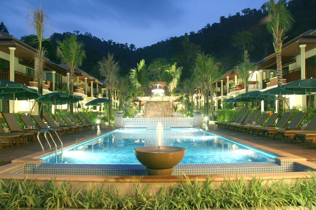 Khaolak Bayfront Takuapa