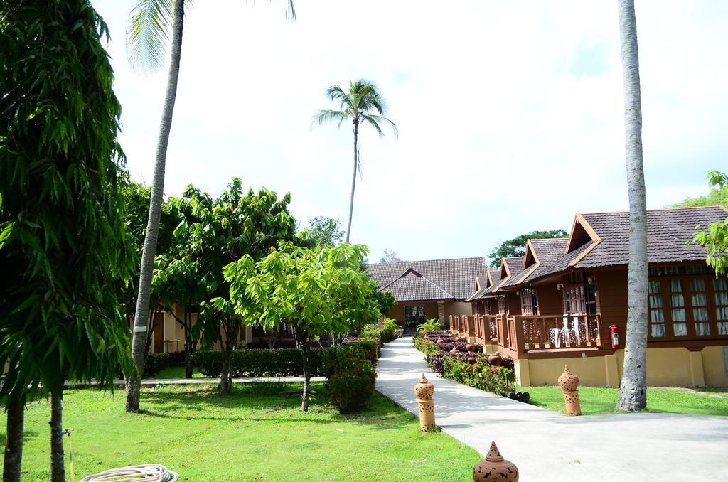 Phuket Siray Hut