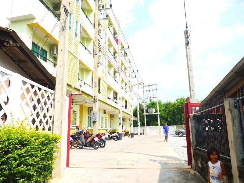 Wongsaisiri Townhome Hotel Chonburi