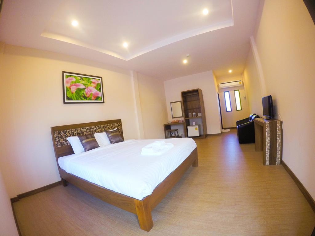 Calla Lily Boutique 4*
