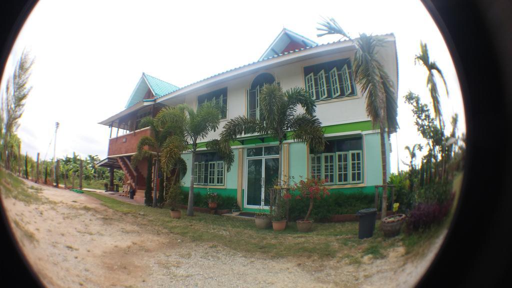 Heun Baan Rong Khun 3*