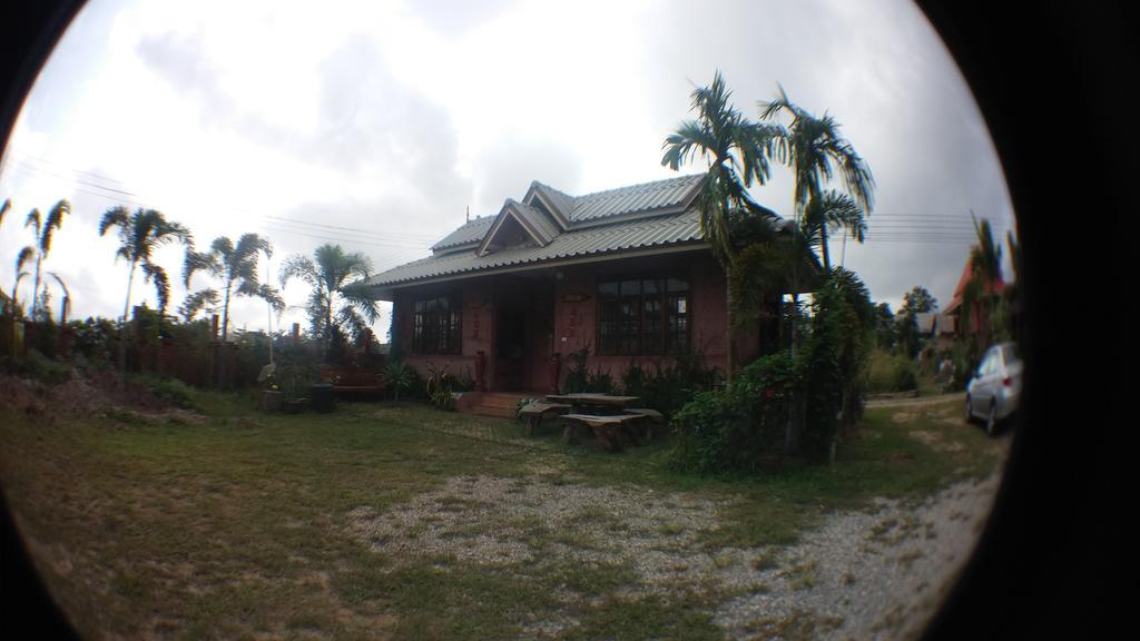 Heun Baan Rong Khun
