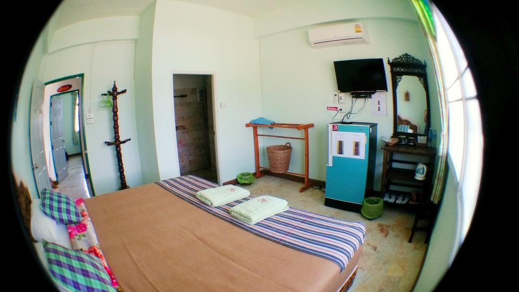 Resort Heun Baan Rong Khun 3*