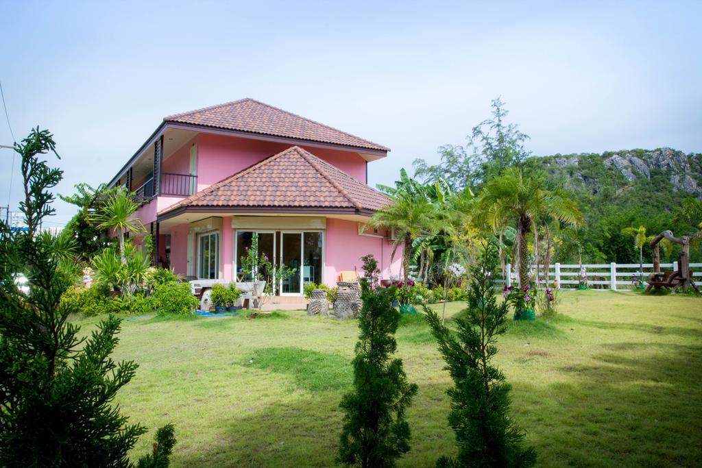 Nam Talay Hotel Pran Buri