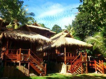 Resort Moons
