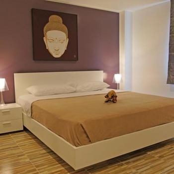 Hotel Lotus Art