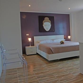 Lotus Art Hotel