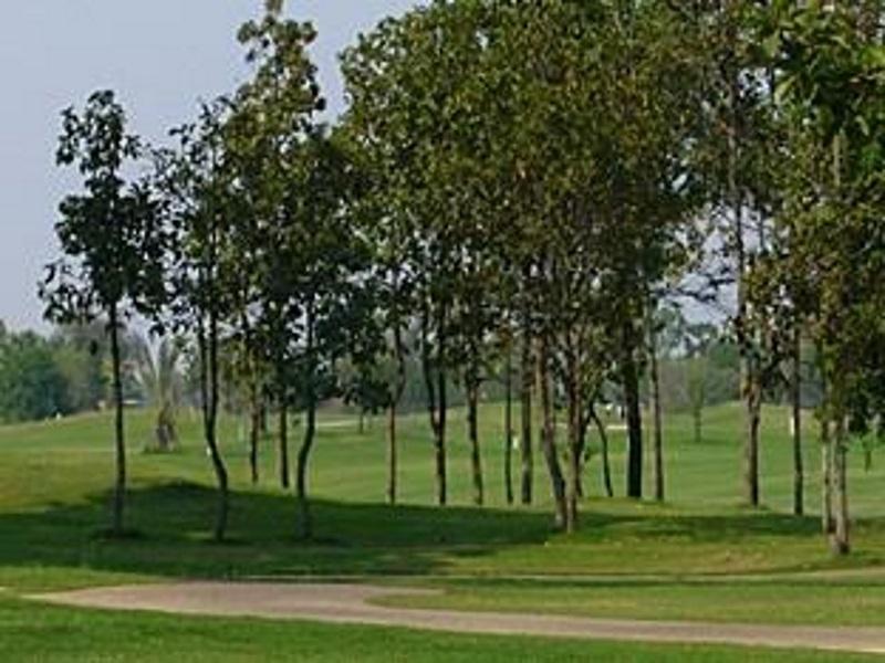 Hotel Dancoon Golf Club And Ban Thum