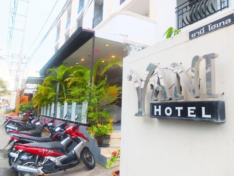 Hotel Yani Jomtien Beach