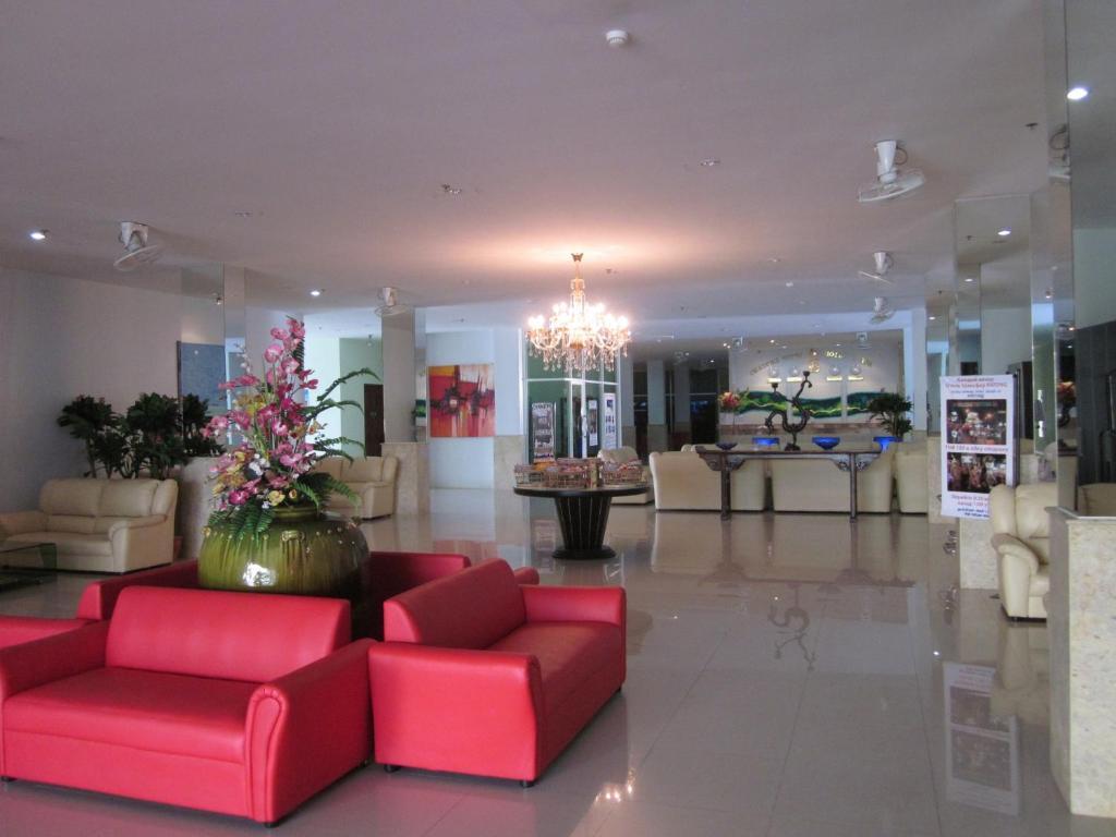 Nomads Beach, Phuket Hotel