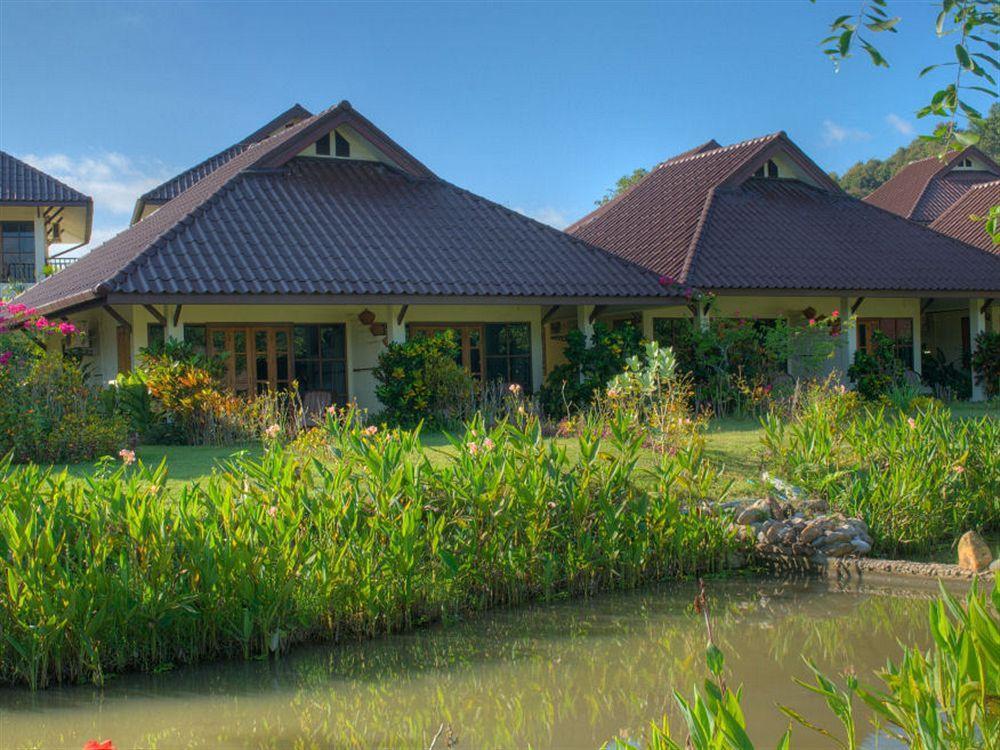 Maekok River Village 4*
