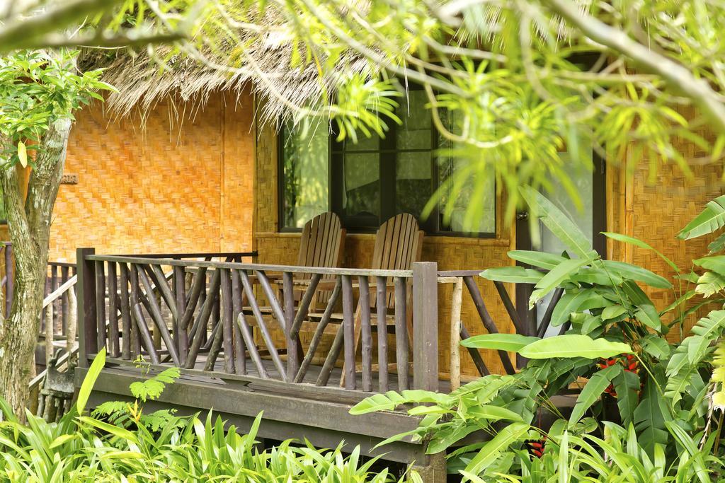 Hmong Hilltribe Lodge *