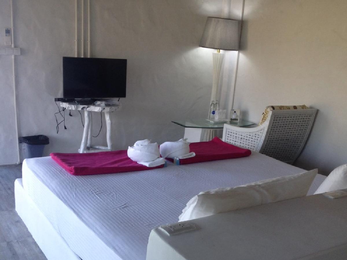 Chaam Eco Camp Resort 3*
