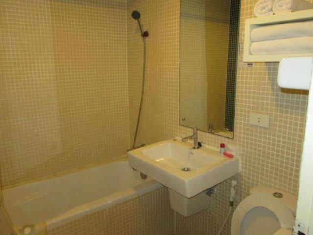 The Ratchathani 3*