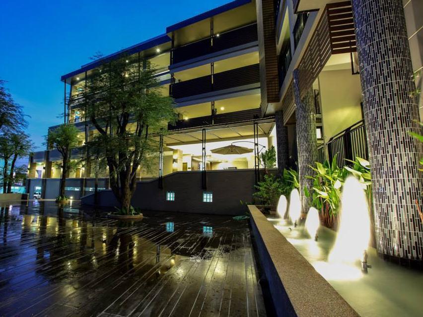 Aparthotel Romyen Garden Place 4*
