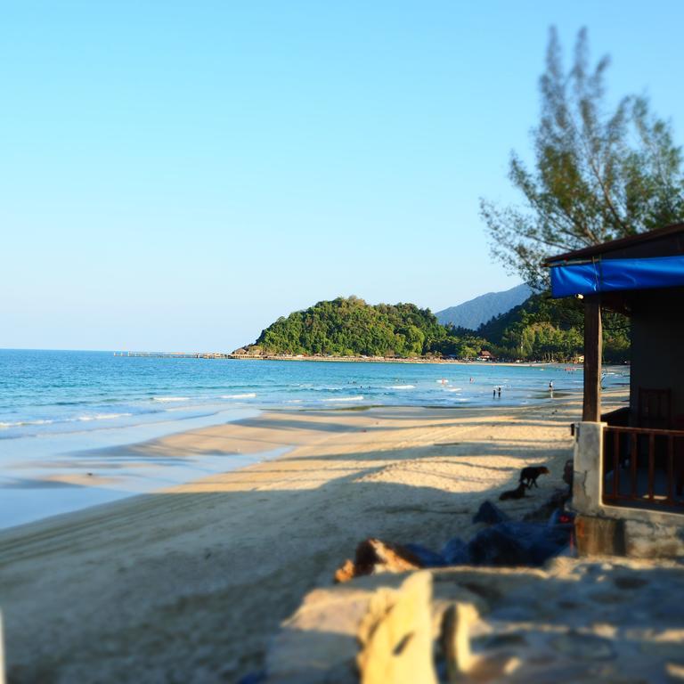 Needa Rock Khanom