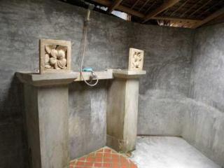 Hostel Chunut House