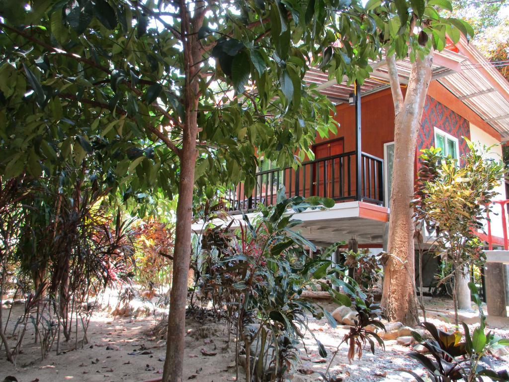 Khaosok Island Guest house