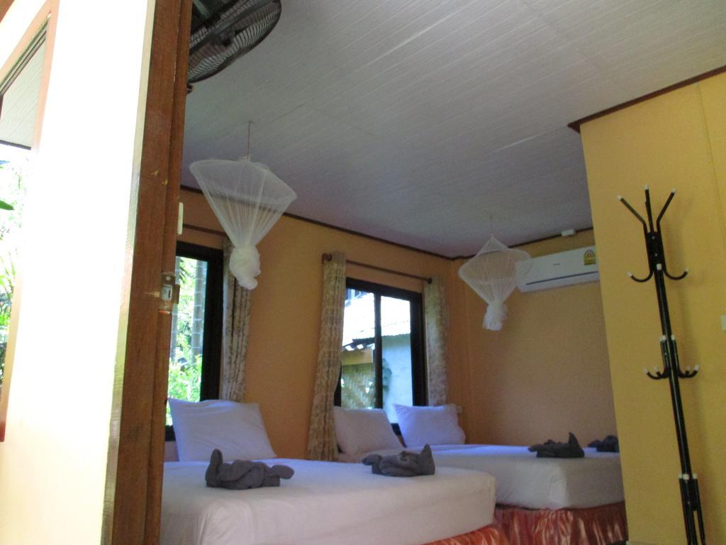 Khaosok Island Guest house Khao Sok National Park