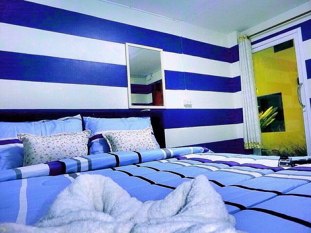 Samed Chill House 2*