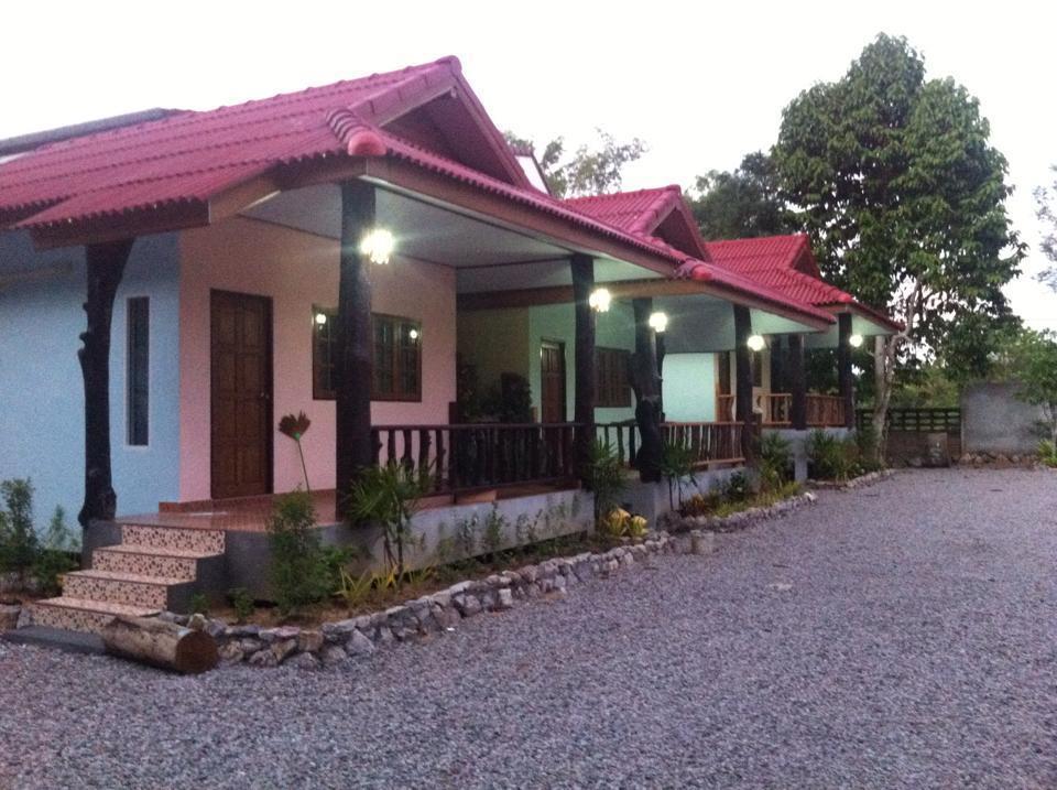 Pum And Plam Guest house