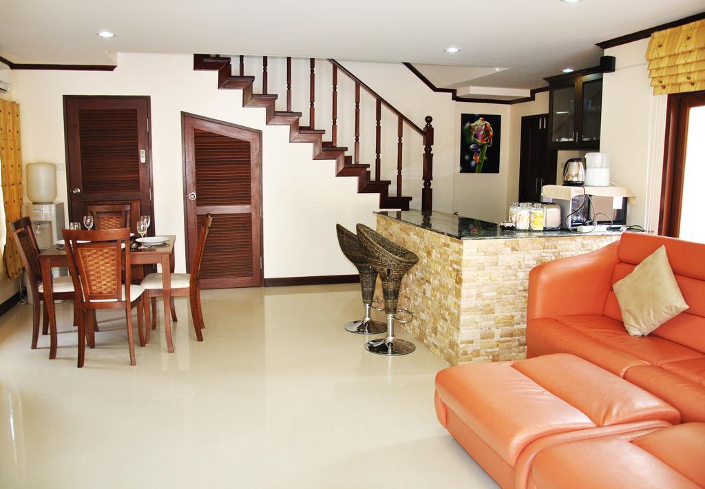 Baan Sankar Villa *