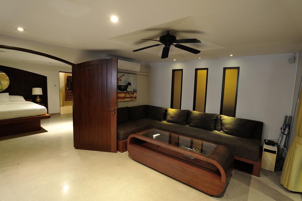 Cozy Tawan Close To *