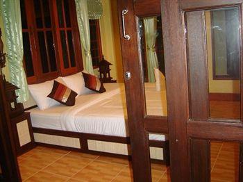 Hut Sun 3* Haad Son