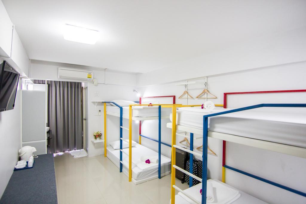 Regent Ngamwongwan Hotel 3*