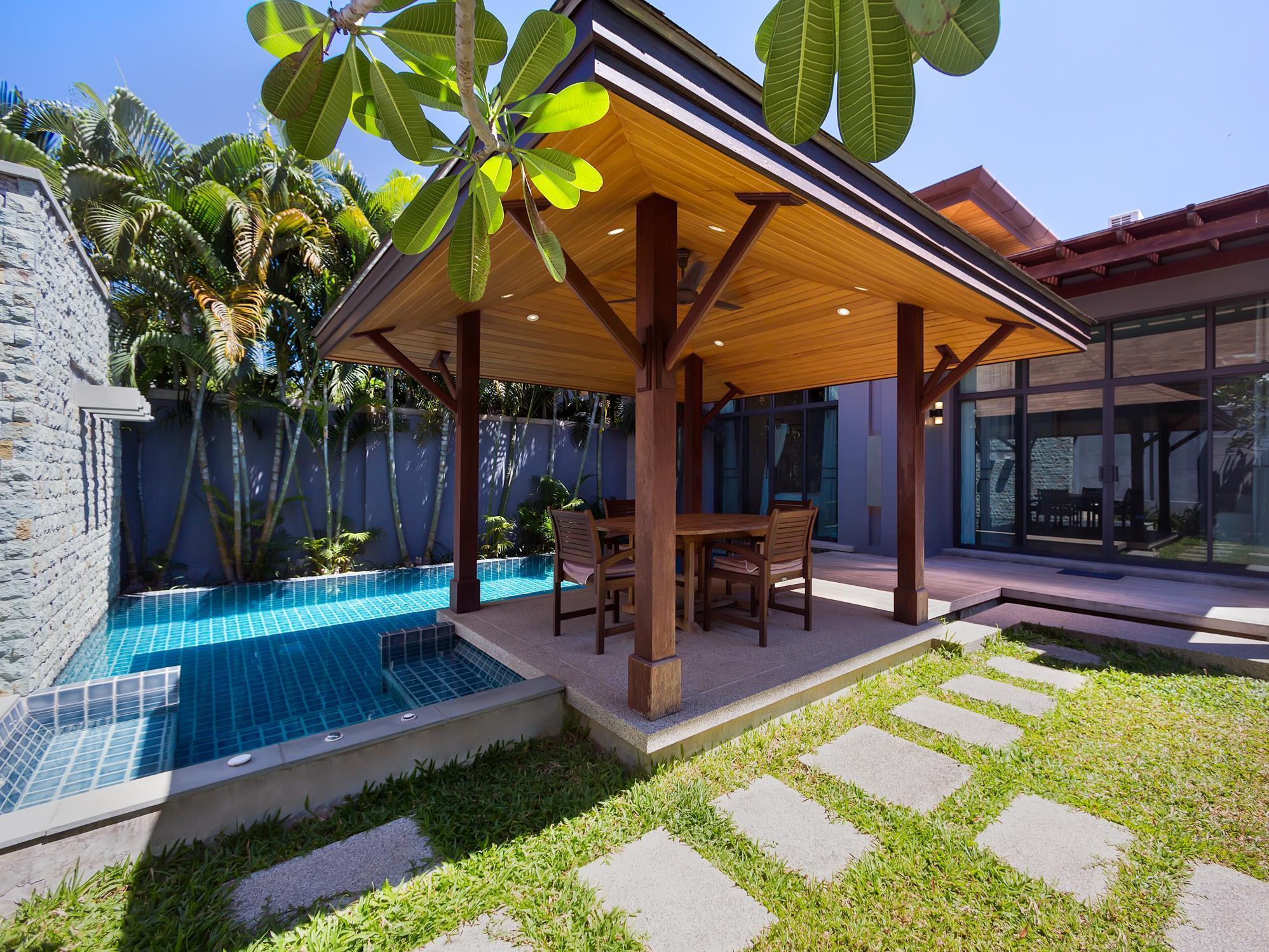 Onyx By Tropiclook *