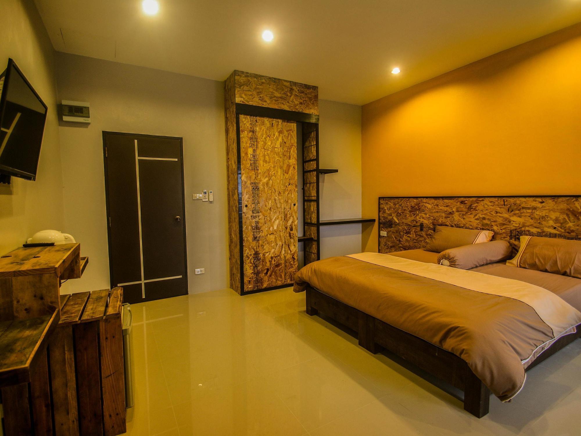 The Bedroom Resort 3*