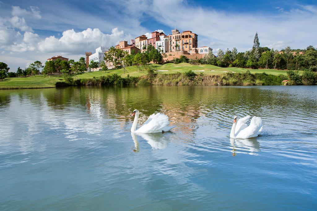 Toscana Town Square Suites Hotel