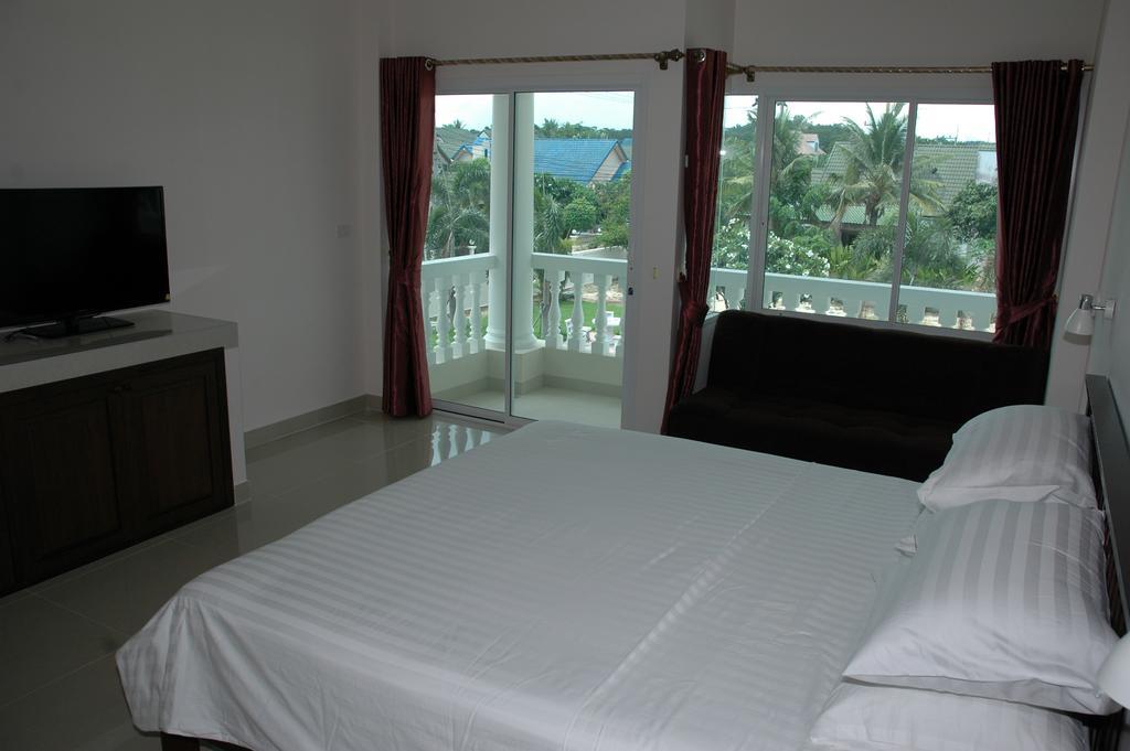 East Shore Pattaya 3*