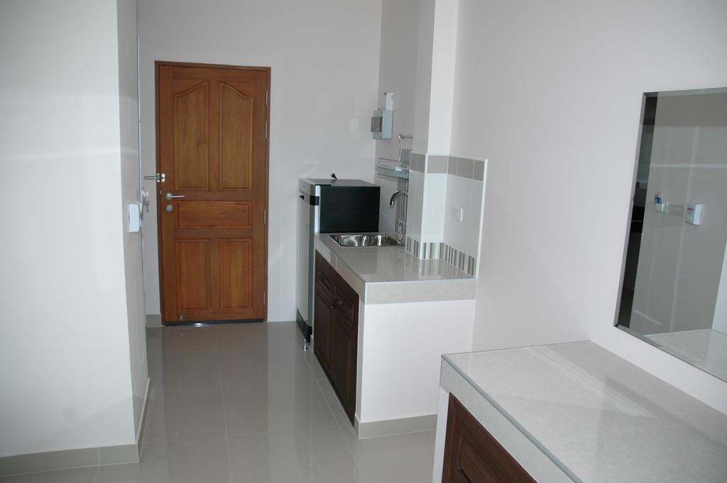 East Shore Pattaya Guest house
