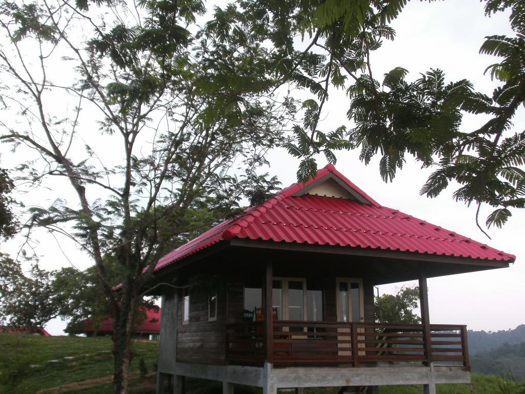 Lamai Koh Payam *