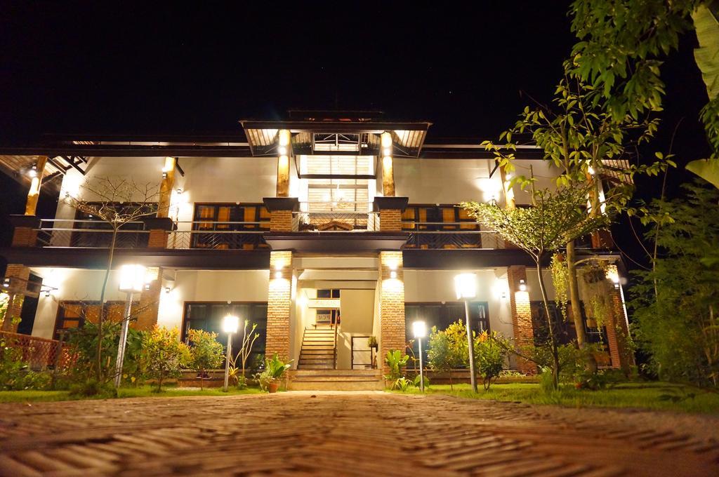 Above The Sea Maesariang Guest house