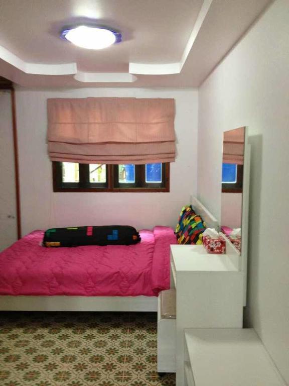 House Kamala Beach Guest house