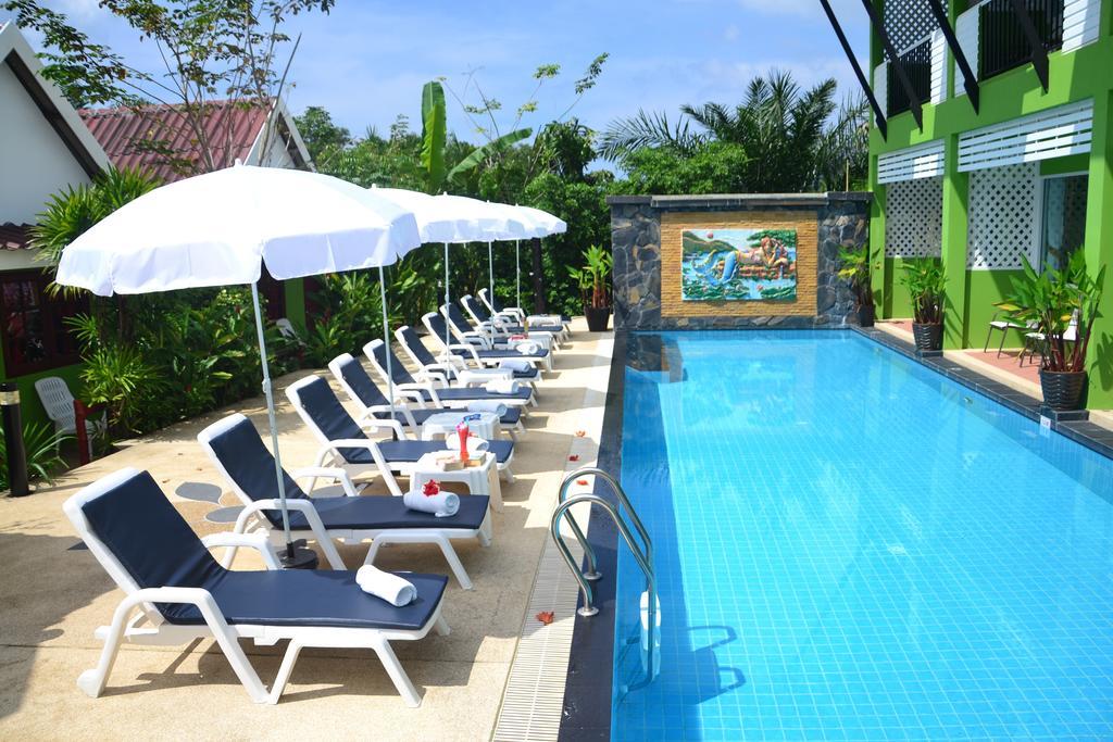 Khaolak C-Nior Bungalow
