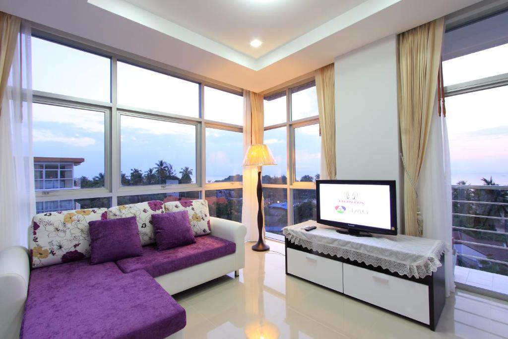 Apartment At Sea