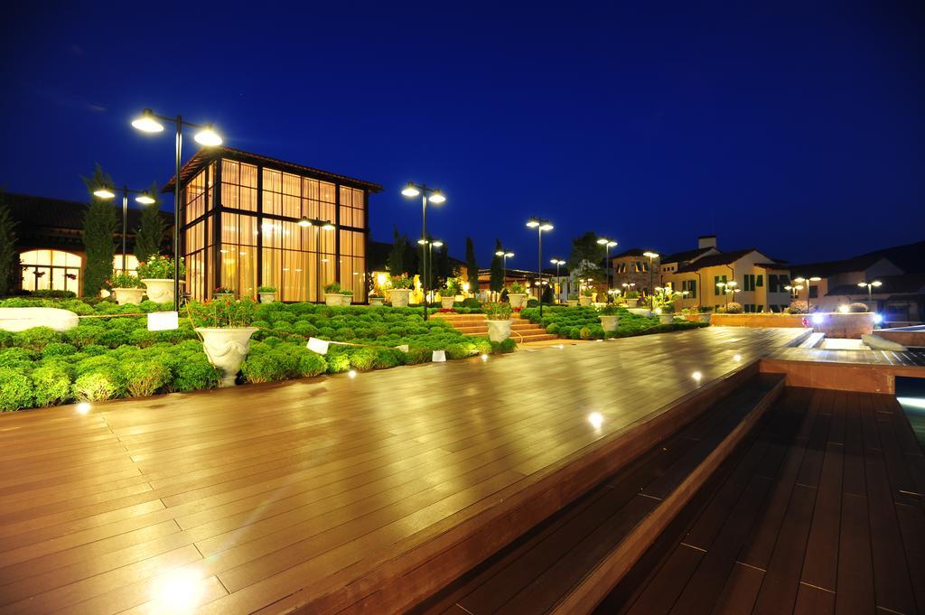 Toscana Town Square Suites 4*