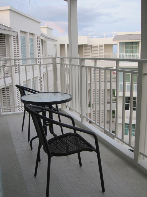 Apartment Summer Unit 703 *