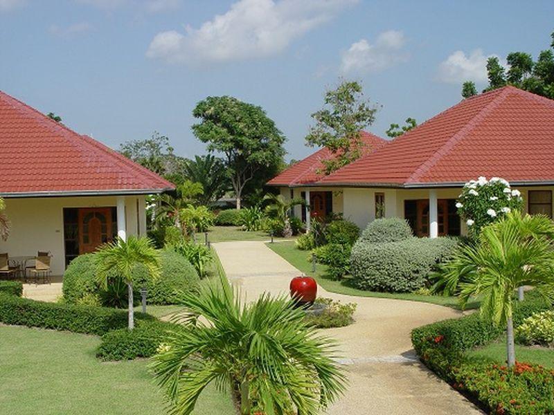 Swiss Orchid Private Resort 3*