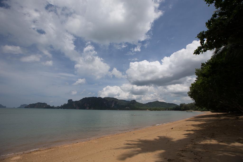 Amatapura Beachfront 14, Sha Certified *