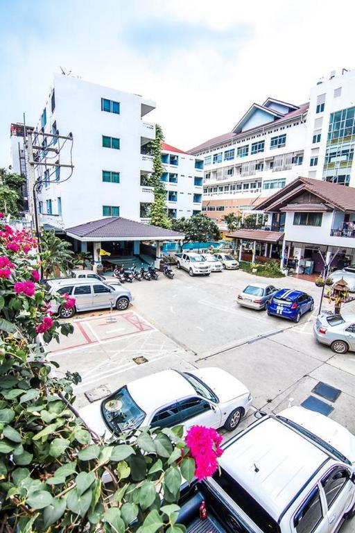Hotel Sutus Court 4 Pattaya